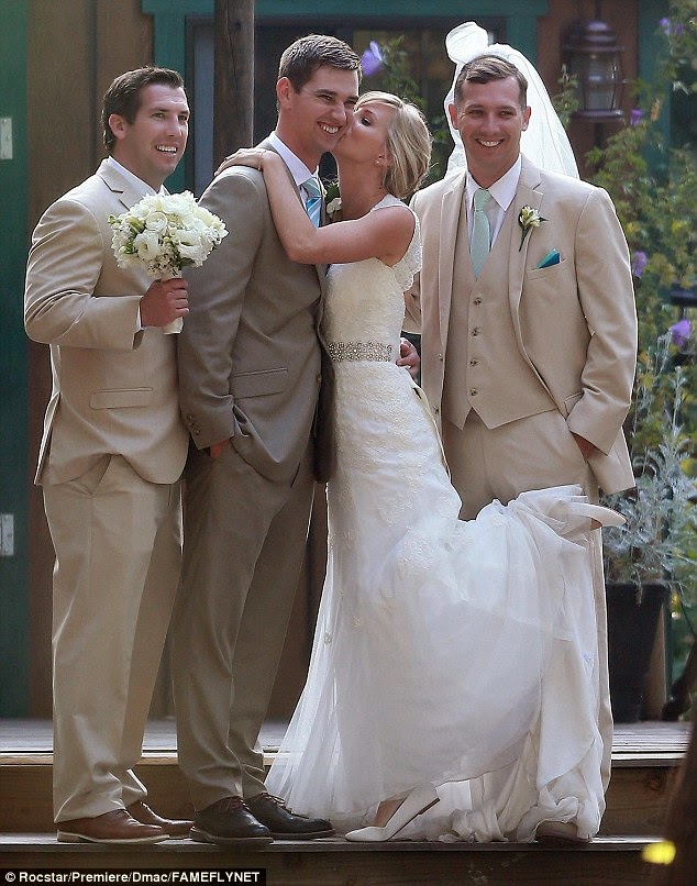 "Glee" Star Heather Morris Marries Taylor Hubbell (Wedding Photos)